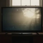 Por qué las series y películas nuevas se ven tan oscuras (y no es culpa de tu tele)