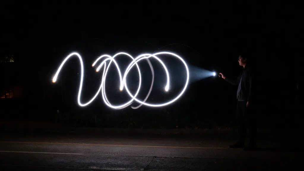 Mare Magnum | Cómo crear graffitis de luz